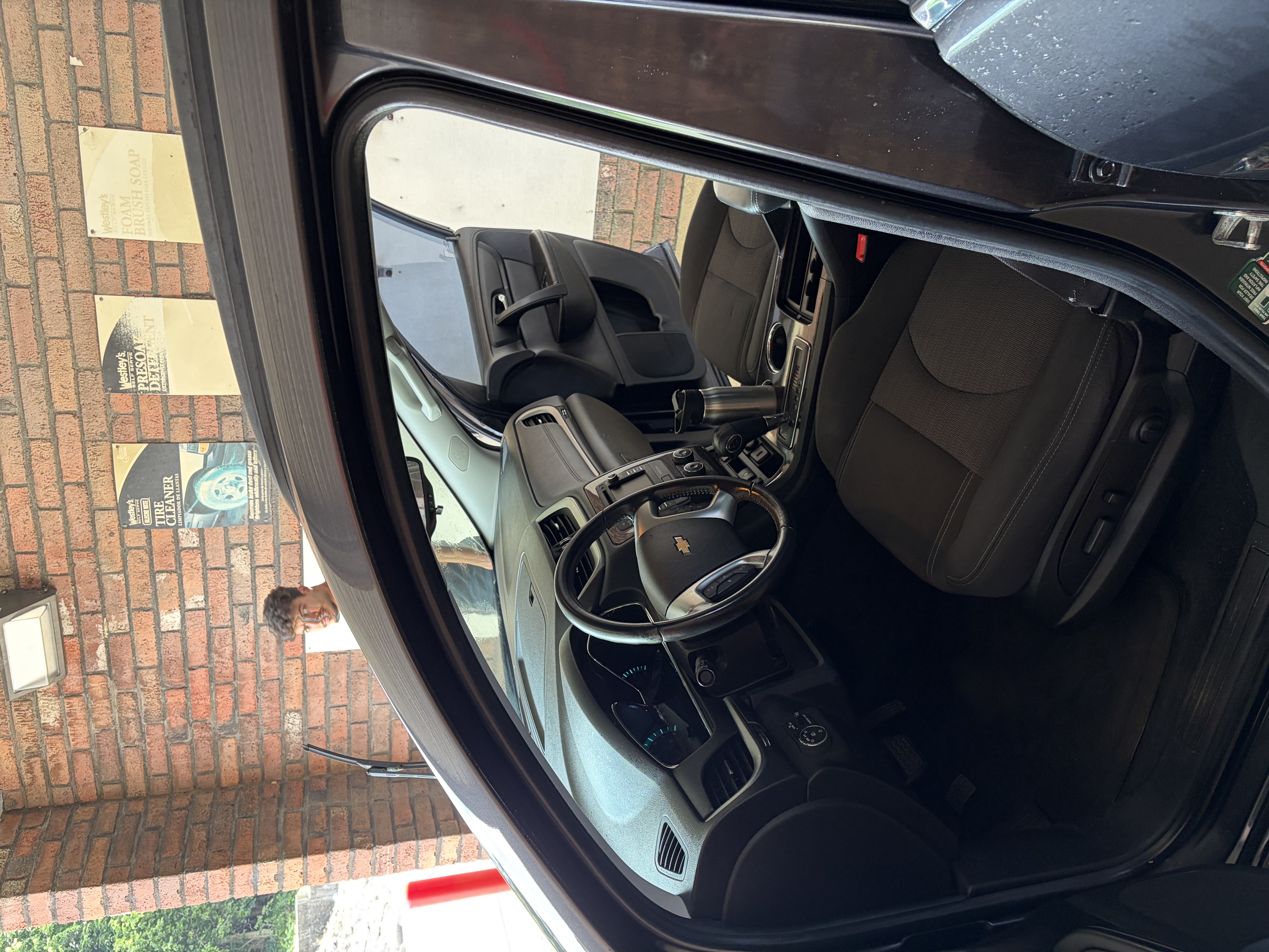 Used 2015 Chevrolet Traverse LT w/ Style and Technology Package FWD image 10