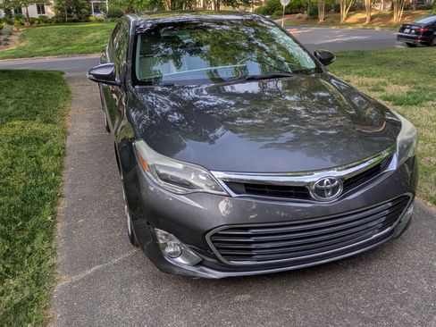 Used 2013 Toyota Avalon Limited FWD image 5