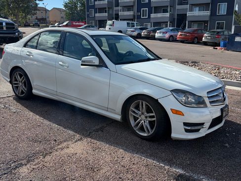 Used 2012 Mercedes-Benz C 300 4MATIC Sedan image 8