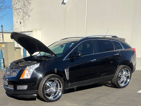 Used 2015 Cadillac SRX Luxury image 4
