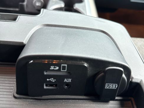 Used 2015 RAM 1500 Big Horn AWD/4WD image 24