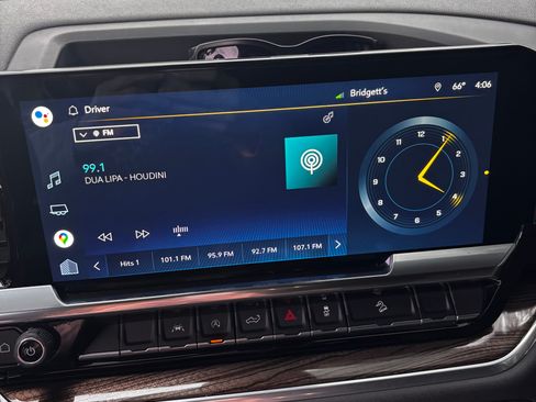 Used 2022 Chevrolet Silverado 1500 LT Trail Boss w/ Protection Package image 9