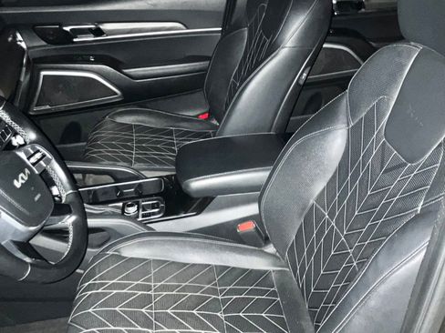 Used 2023 Kia Telluride EX X-Line image 17