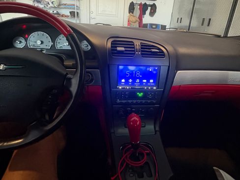 Used 2004 Ford Thunderbird RWD image 15