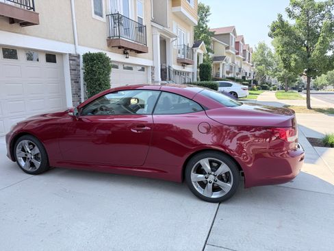 Used 2010 Lexus IS 250C RWD image 17