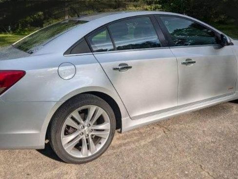 Used 2014 Chevrolet Cruze LTZ w/ RS Package FWD image 2
