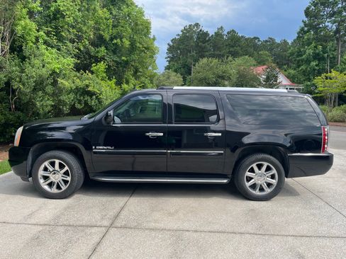 Used 2008 GMC Yukon XL Denali AWD/4WD image 4