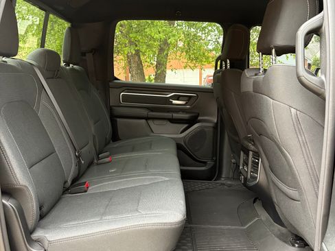 Used 2021 RAM 1500 Big Horn AWD/4WD image 10