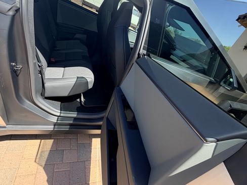 Used 2026 Tesla Cybertruck AWD Crew Cab image 9