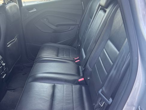 Used 2013 Ford C-MAX SEL FWD image 16