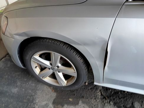 Used 2012 Volkswagen Passat 2.5 SE image 10