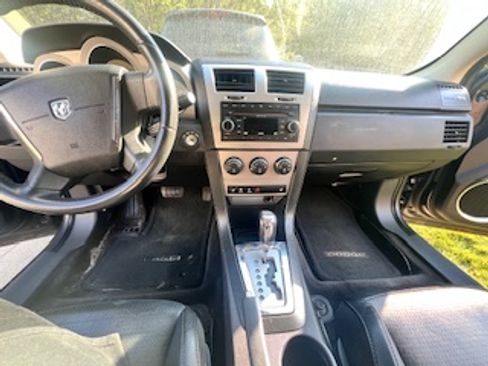 Used 2009 Dodge Avenger SXT w/ Premium Convenience Group image 8