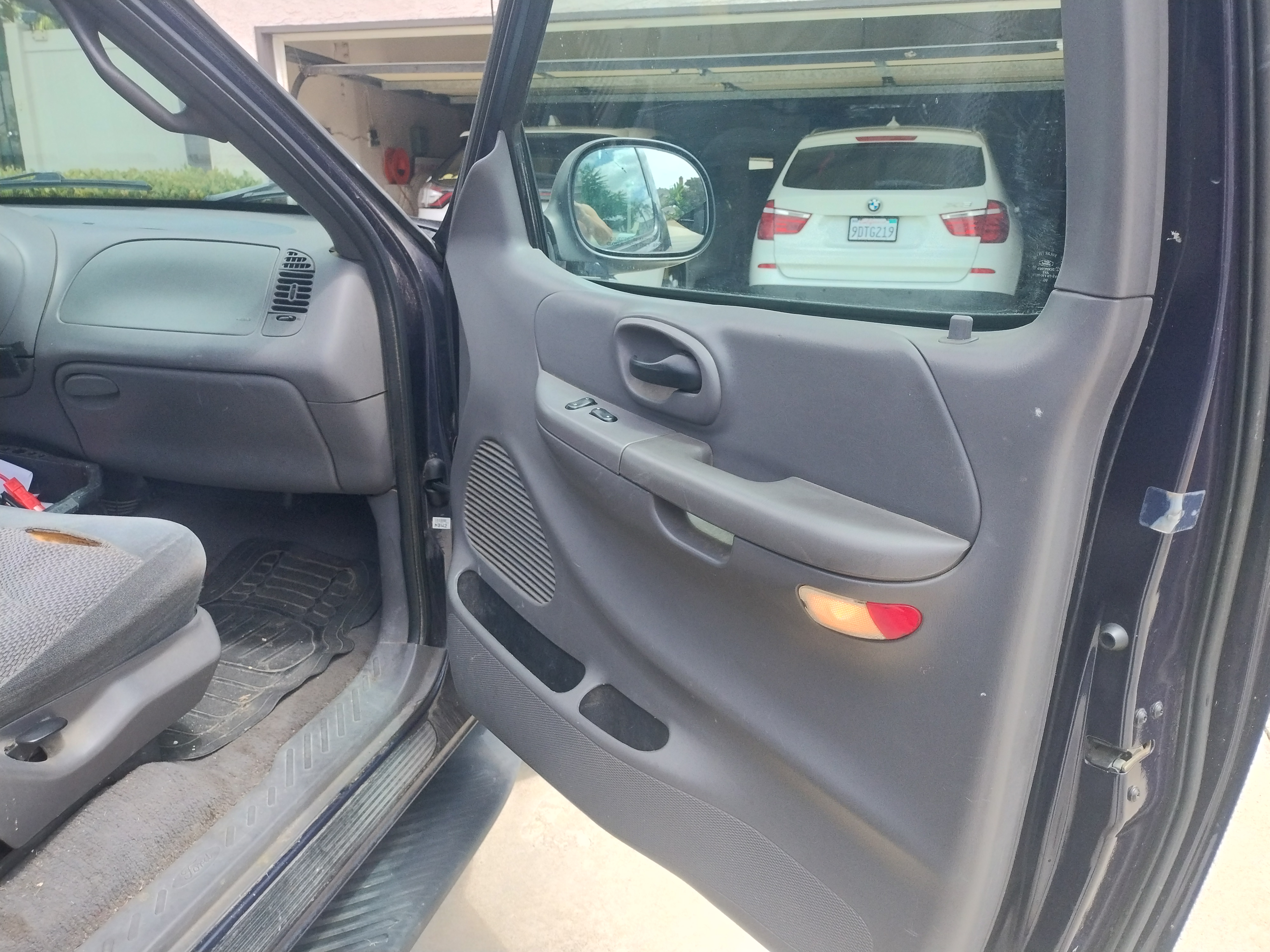 Used 2000 Ford F150 2WD SuperCab image 11