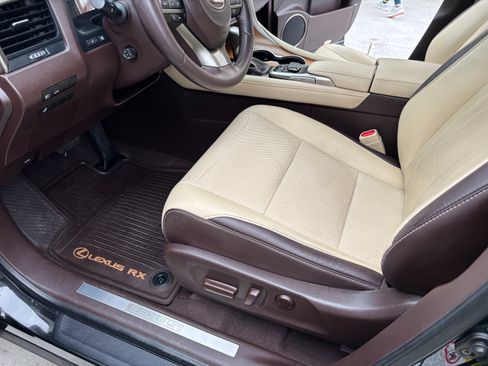 Used 2016 Lexus RX 350 350 Sport Utility 4D w/ Premium Package image 2