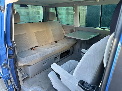 Used 2002 Volkswagen Eurovan MV image 5