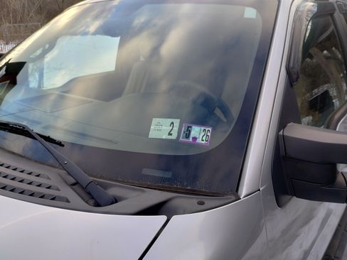 Used 2010 Ford F150 XLT image 5