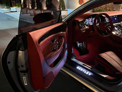 Used 2023 Bentley Continental GT Speed image 6