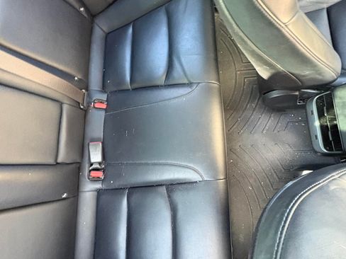 Used 2018 Tesla Model 3 Long Range image 4