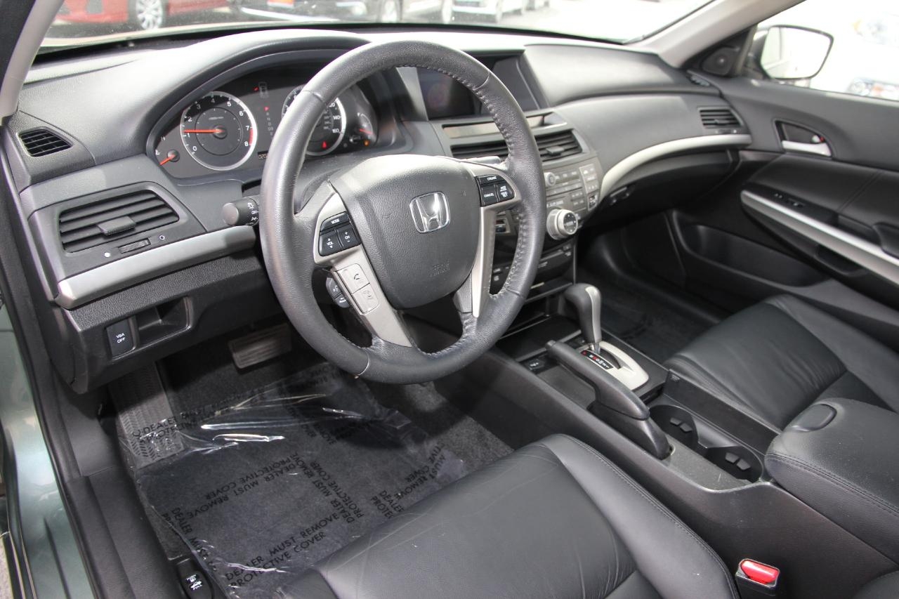 Used 2010 Honda Accord EX-L image 2