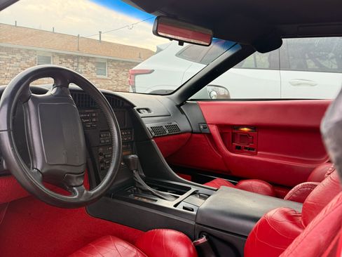 Used 1992 Chevrolet Corvette Hatchback Coupe 2D image 10