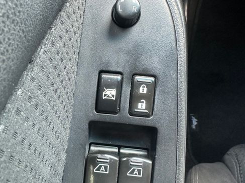Used 2012 Nissan Altima 2.5 S w/ Convenience Pkg FWD image 13