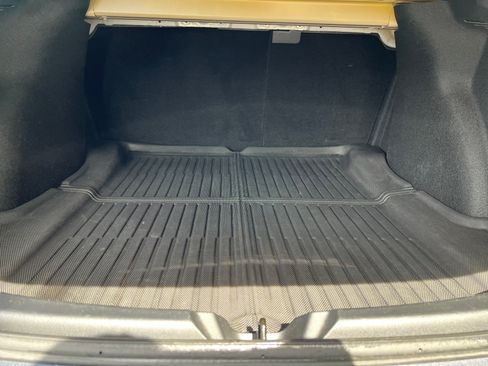 Used 2023 Tesla Model 3 Standard Range image 15