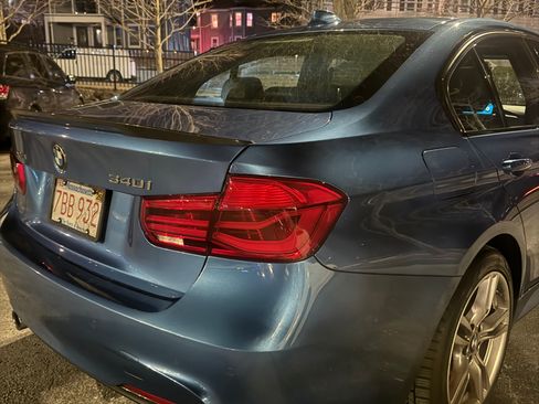 Used 2016 BMW 340i xDrive Sedan AWD/4WD image 17