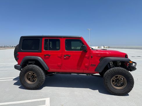 Used 2021 Jeep Wrangler Unlimited Sport AWD/4WD image 4