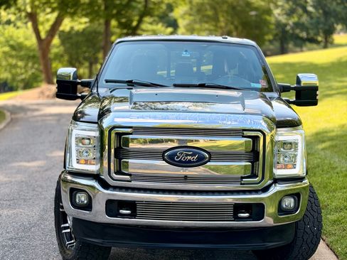 Used 2014 Ford F250 Lariat w/ Chrome Package AWD/4WD image 5