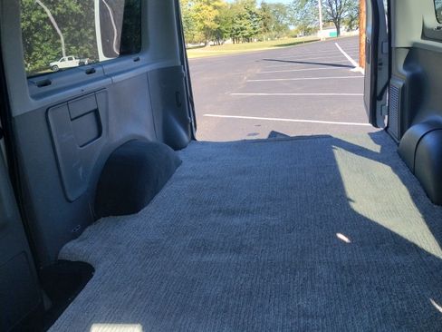 Used 2007 Ford E-350 and Econoline 350 XLT image 11