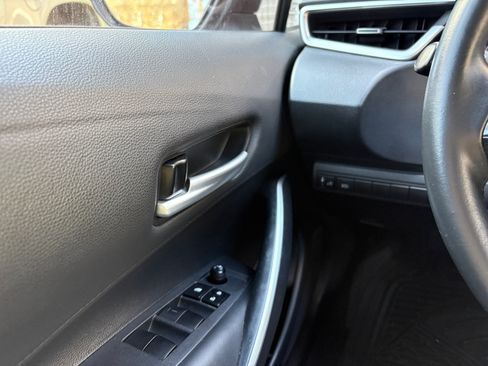 Used 2020 Toyota Corolla SE image 16