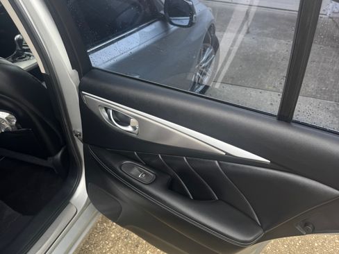 Used 2014 INFINITI Q50 Premium w/ Navigation Package RWD image 21