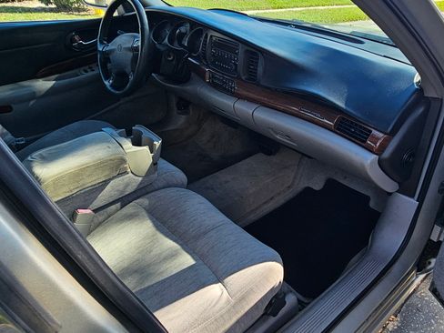 Used 2004 Buick Le Sabre Custom image 12