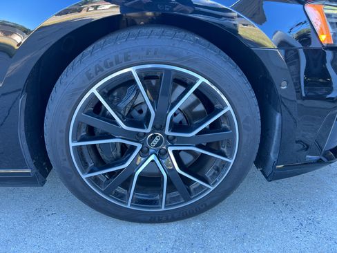 Used 2020 Audi A8 L 4.0T w/ Executive Package image 14