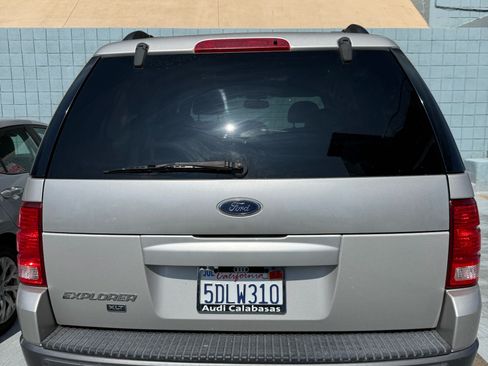 Used 2003 Ford Explorer Sport XLT image 5