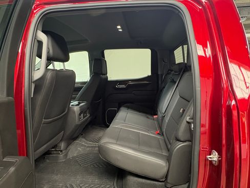 Used 2024 Chevrolet Silverado 1500 LT Trail Boss w/ Convenience Package II AWD/4WD image 13