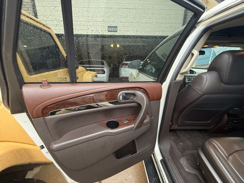 Used 2014 Buick Enclave Leather AWD/4WD image 9