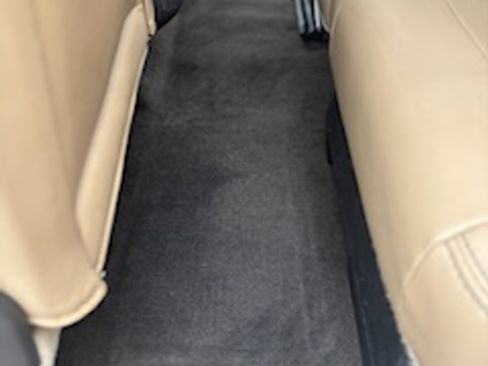 Used 2012 Ford F250 Lariat w/ Chrome Pkg image 11