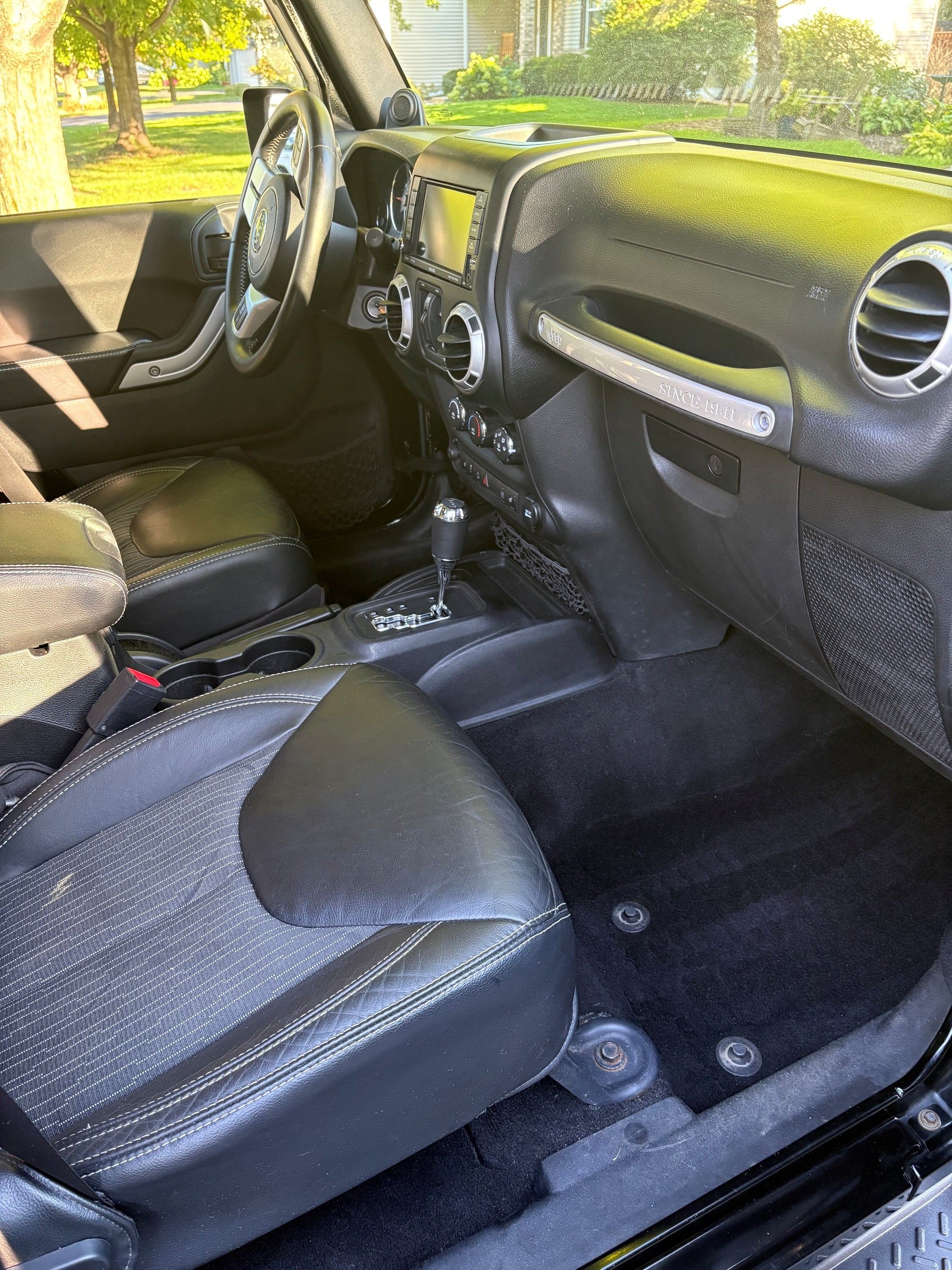 Used 2014 Jeep Wrangler Unlimited Sport AWD/4WD image 10