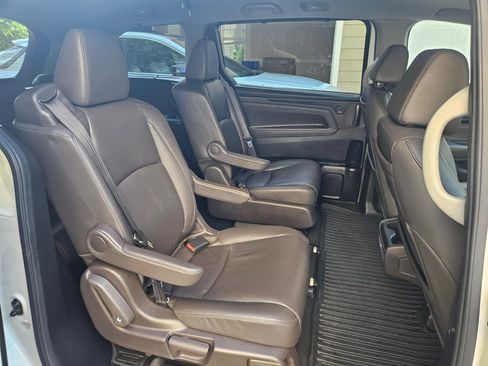 Used 2019 Honda Odyssey Elite image 12