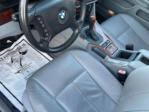 Used 2003 BMW 525i Sedan image 8