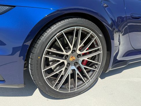 Used 2022 Porsche 911 GT3 RS AWD/4WD image 23