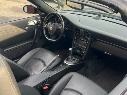 Used 2011 Porsche 911 Carrera image 20