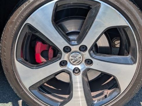 Used 2017 Volkswagen GTI Autobahn FWD image 6