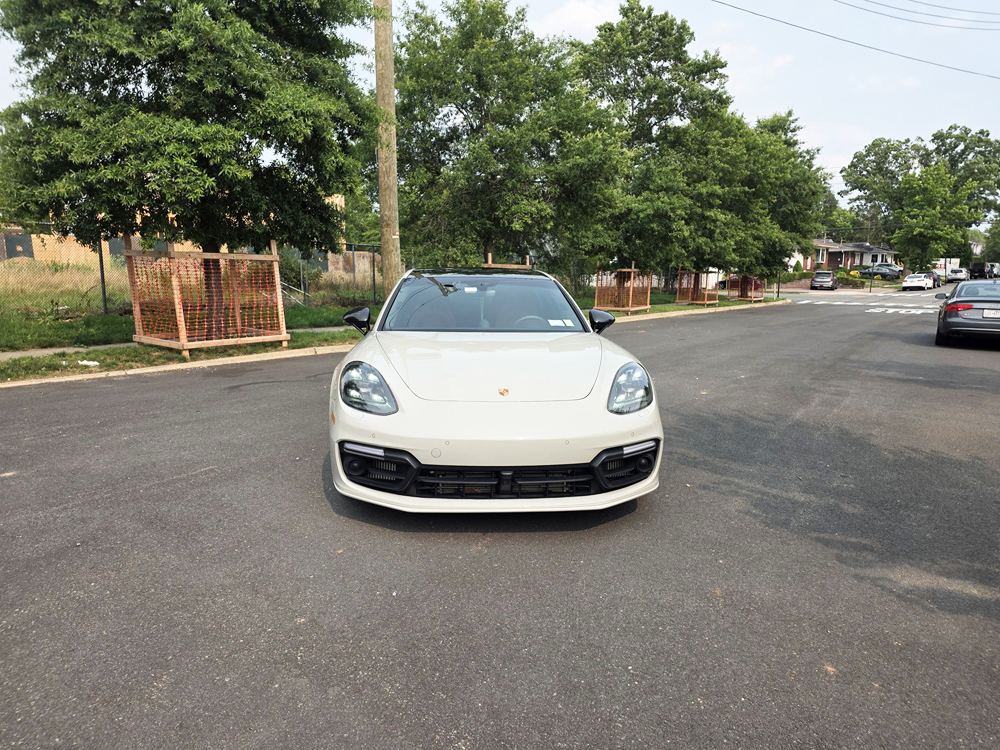 Used 2018 Porsche Panamera Turbo AWD/4WD image 4