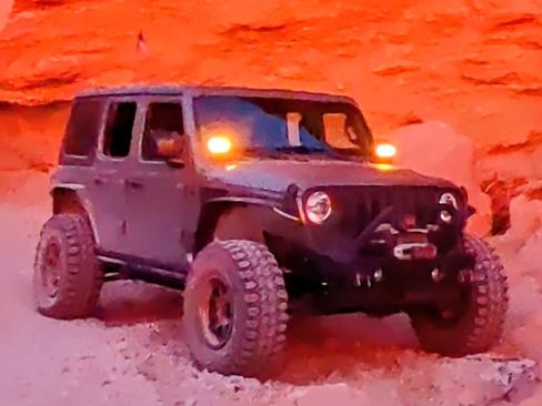 Used 2018 Jeep Wrangler Unlimited Sport S image 5