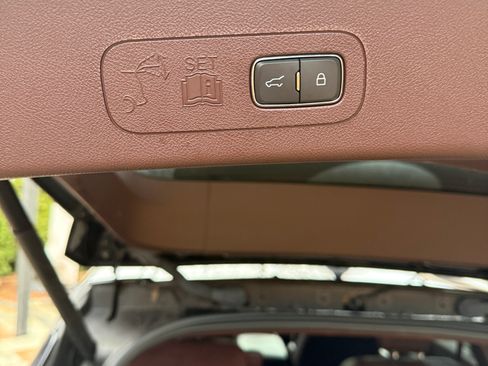 Used 2023 Lincoln Aviator Black Label w/ Dynamic Handling Package image 9