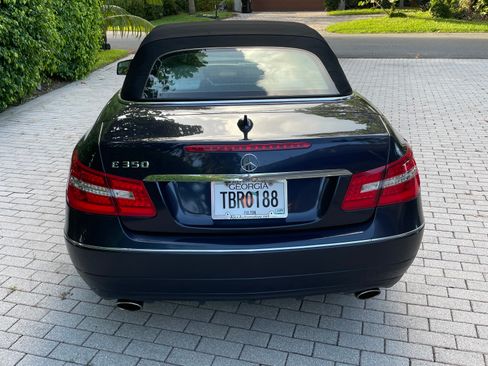 Used 2011 Mercedes-Benz E 350 Cabriolet image 2