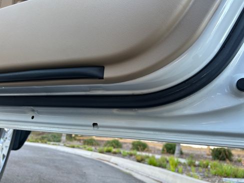 Used 2005 Honda CR-V EX image 17