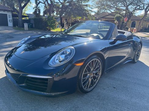 Used 2018 Porsche 911 Carrera 4 image 29